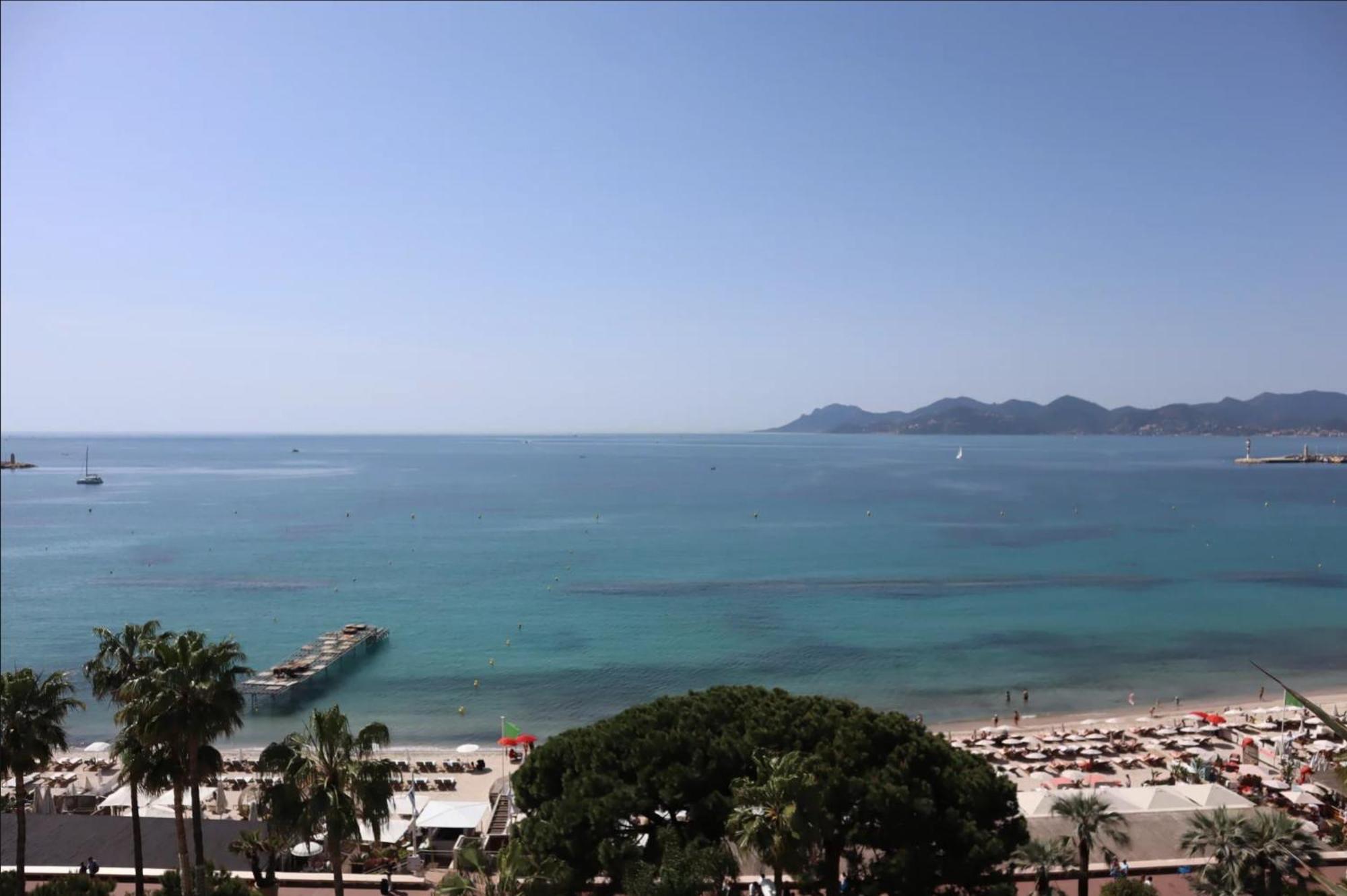 Palais Miramar 65 Bd De La Croisette